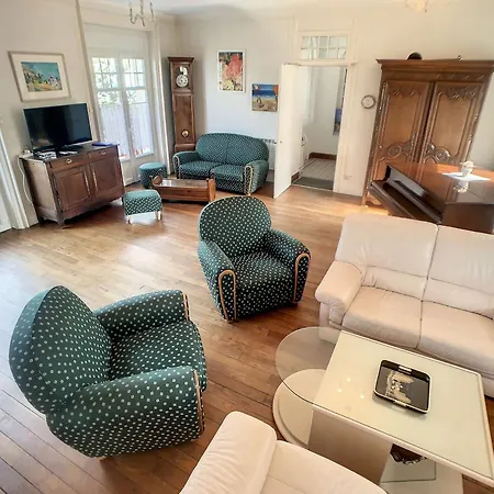 Maison Mitoyenne En Front De Avec Jardin, Centre De Jullouville, Acces Direct - Fr-1-361-472 Apartment Jullouville-les-Pins