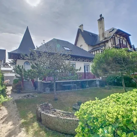 Apartment Maison Mitoyenne En Front De Avec Jardin, Centre De Jullouville, Acces Direct - Fr-1-361-472 Jullouville-les-Pins